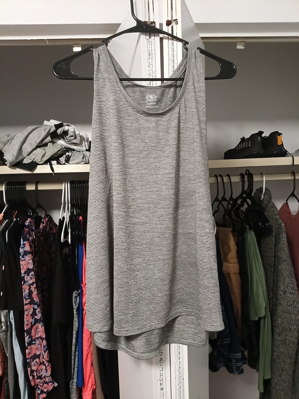 Source Unknown Gray Striped Tank Top